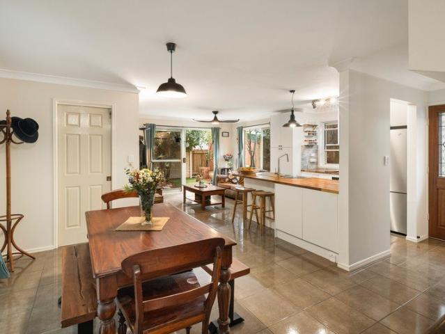 Townhouse for sale in Yeerongpilly, Greater Brisbane