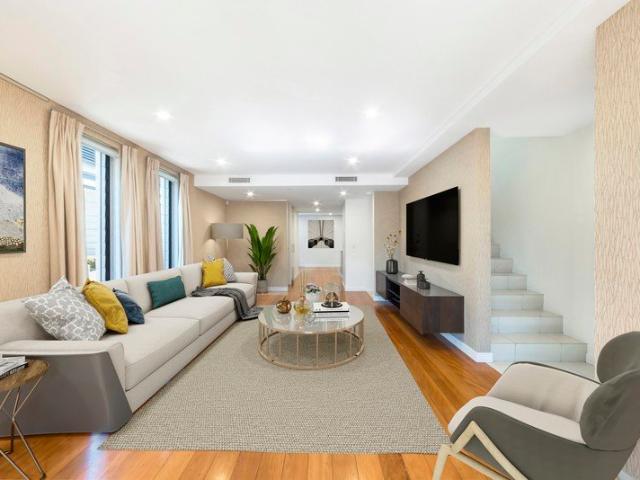 Townhouse for rent in Lower North Shore, Sydney