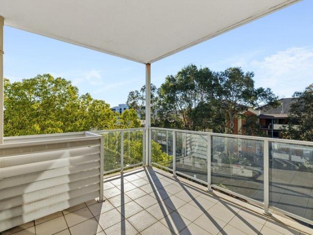 Apartment for sale in Cockburn, Western Australia
