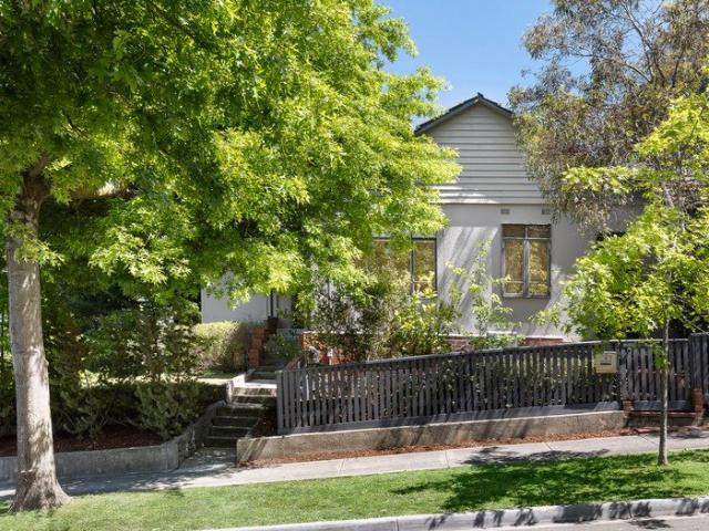 House for sale in Ashburton, Melbourne