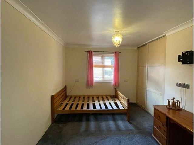 Studio for rent in Hockwell Ring, Leagrave