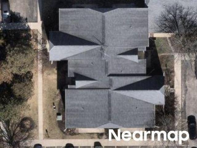 House for sale in Mchenry, Illinois