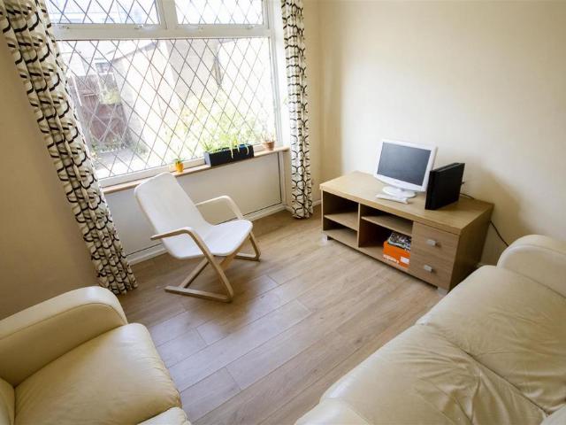 House for rent in Metchley, Birmingham