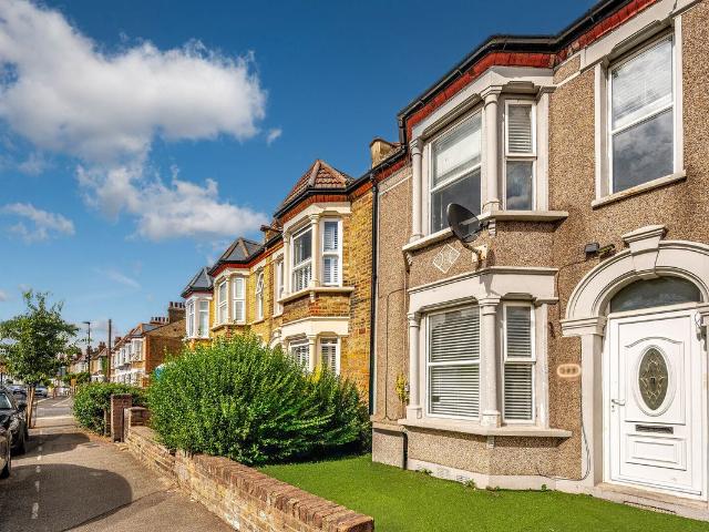 House for rent in London Borough of Lewisham, Greater London