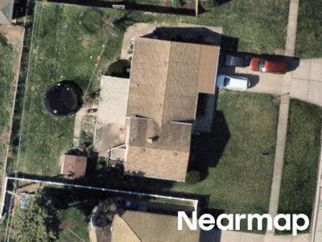House for sale in Des Plaines