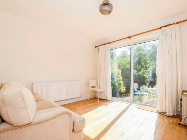 House for rent in Lane, Greater London