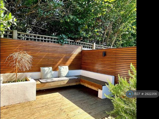 House for rent in London Borough of Lewisham, Isle Of Man