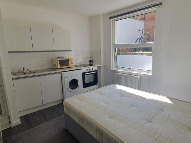 Studio for rent in Hammersmith, Greater London
