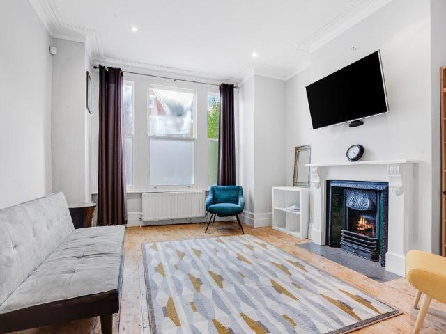Apartment for rent in London Borough of Lambeth, Greater London