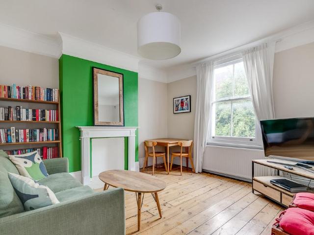 Apartment for rent in London Borough of Lambeth, Greater London