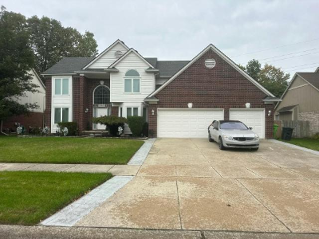 House for sale in Adrienne Estates, Macomb Township