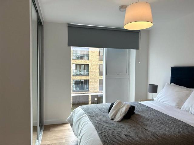 House for rent in Ashley Park, Surrey