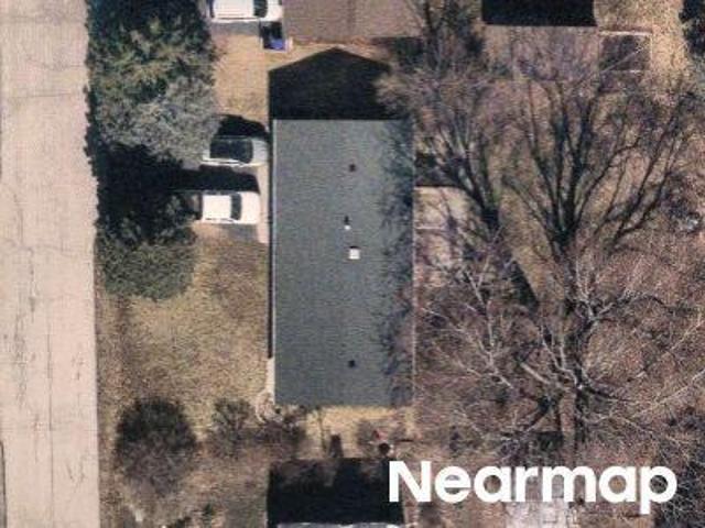 House for sale in Mchenry, Illinois