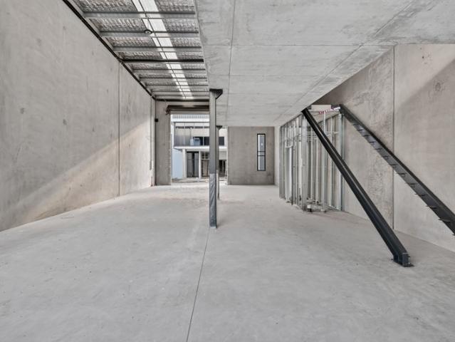Warehouse for rent in Toombul, Queensland