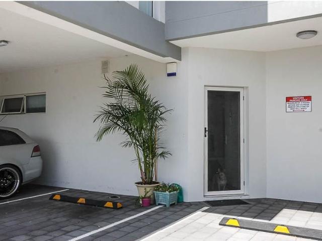 Villa for rent in Midland, City of Swan