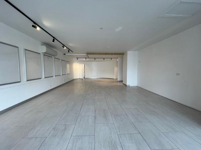 Retail for rent in Airlie Beach