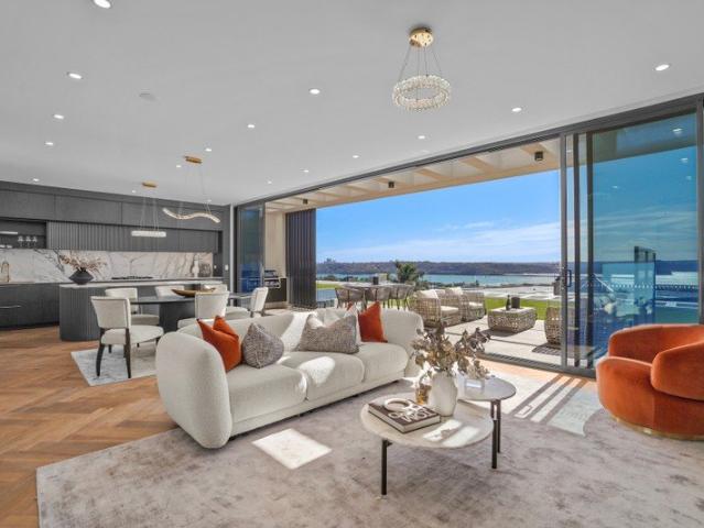 Duplex for rent in Sydney, New South Wales