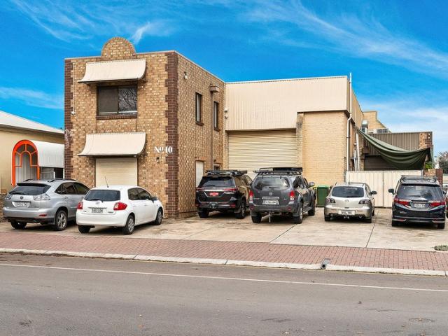 Warehouse for sale in Horseshoe Creek, South Australia