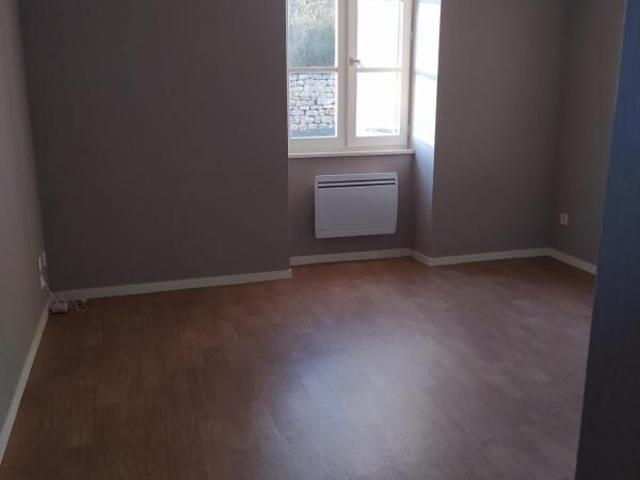 Appartement location à Le Bourg, Lignac