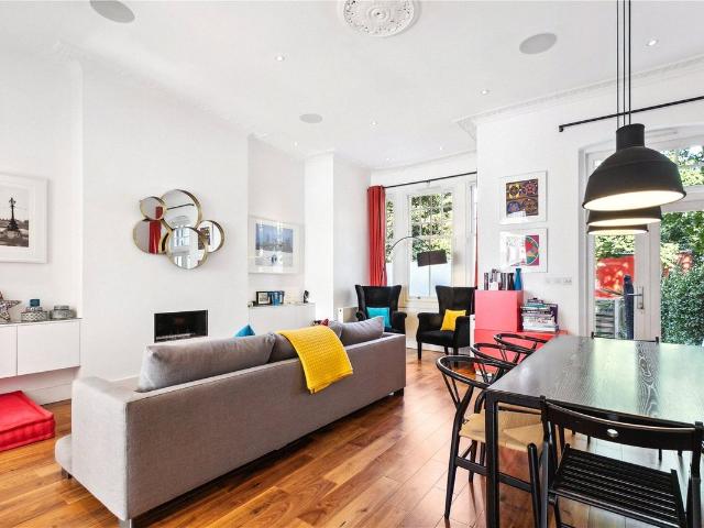 House for rent in Clapham Junction, Greater London