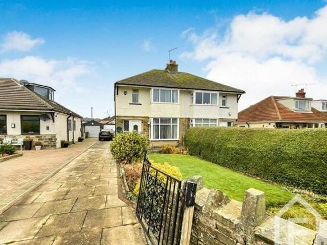 House for sale in Town End, Bradford