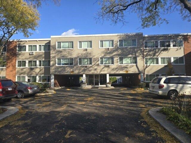 Condo for sale in Flossmoor, Illinois