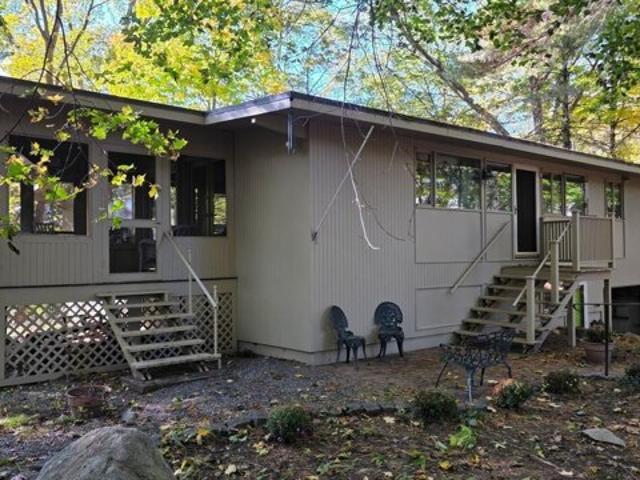 House for sale in Hingham Center, Hingham