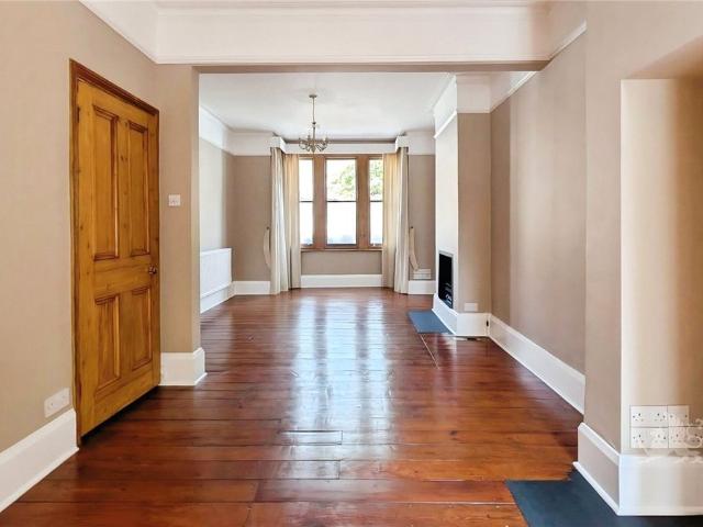 House for rent in London Borough of Croydon, Addiscombe