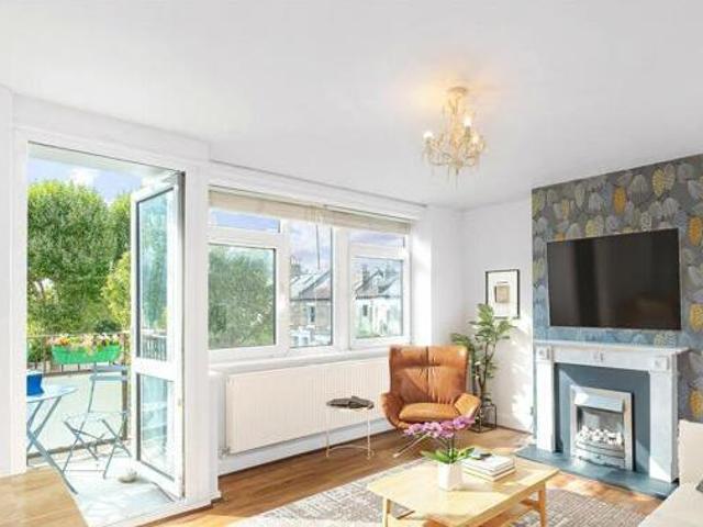 House for sale in Lyons, Greater London