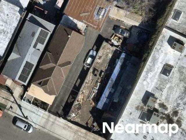 Property for sale in The Bronx, Arverne