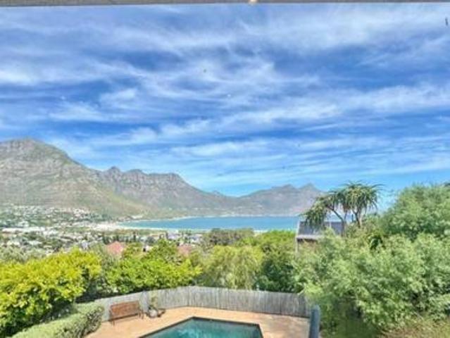 House for sale in Hout Bay, Western Cape