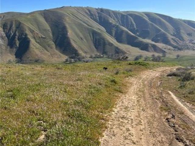 Land for sale in Lebec, California