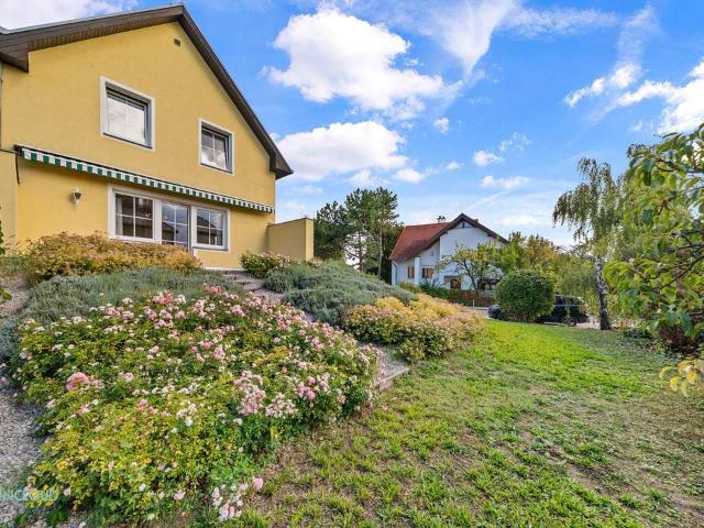 Haus kaufen in Mödling, Bezirk Mödling