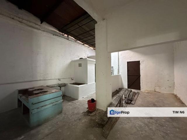 Shop for rent in Georgetown, Penang