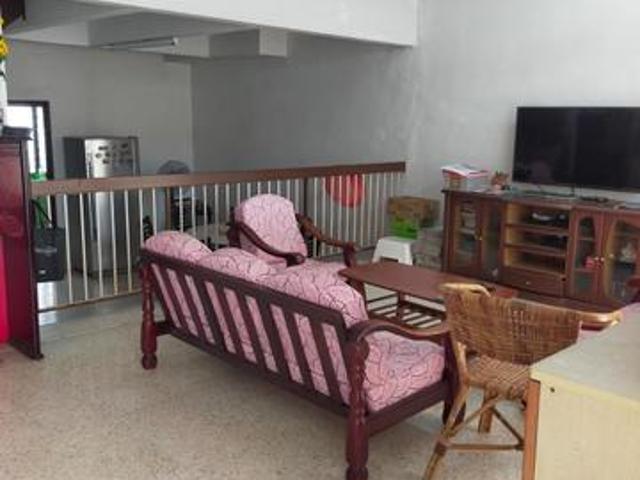 Terraced House for sale in Mukim 13, Georgetown