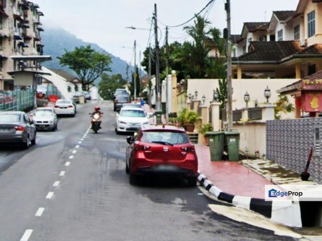 House for sale in Mukim 13, Georgetown