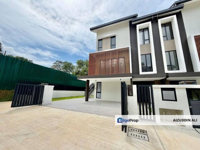 House for sale in Tanjong Sepat, Selangor