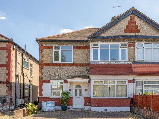 Apartment for rent in South Woodford, Greater London