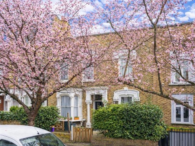 Studio for rent in Highbury, Greater London