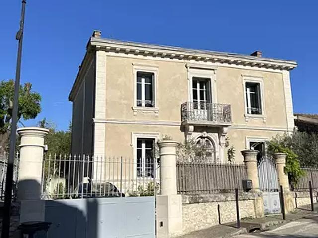 Maison vente à Nîmes, Lecques