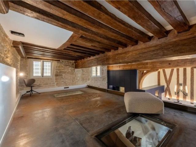 Maison vente à Paris, Île-de-France