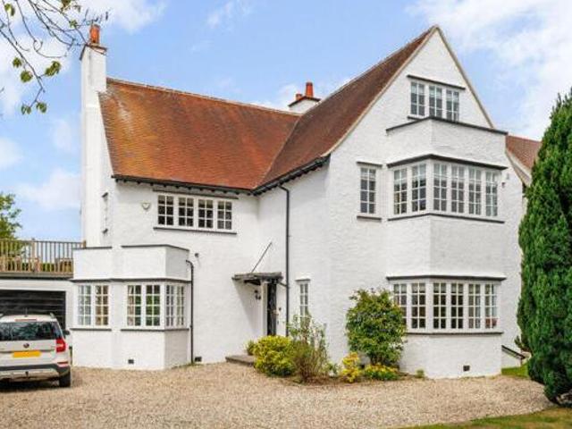 House for sale in Beaconsfield, Knotty Green