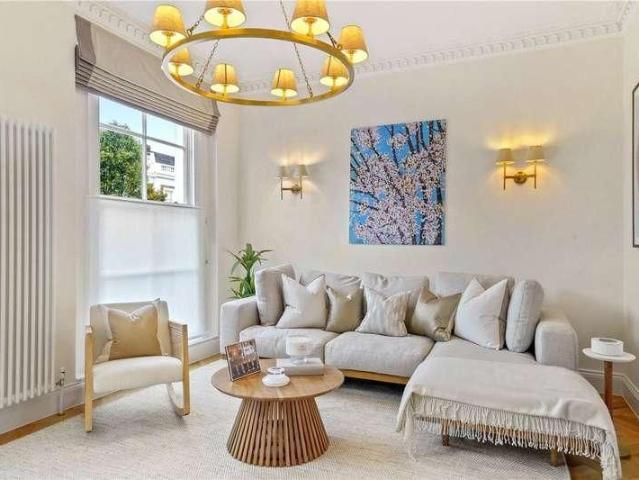 House for rent in Kensal Town, Bayswater