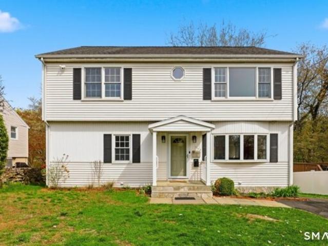 House for sale in Cos Cob, Connecticut