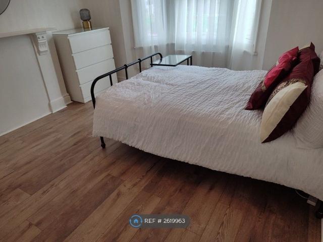 Room for rent in Slough