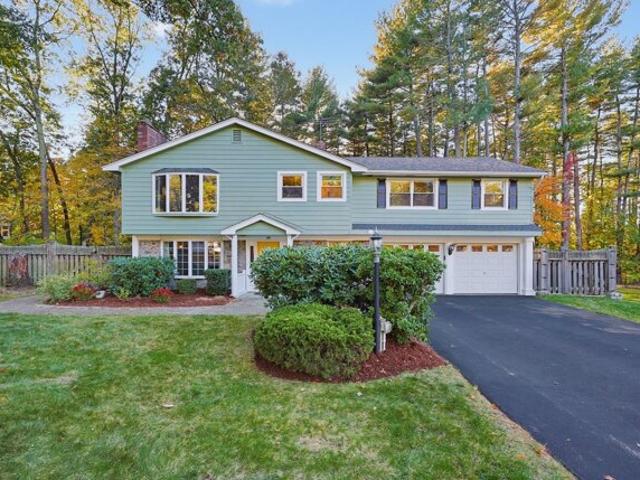House for sale in Framingham, Middlesex County