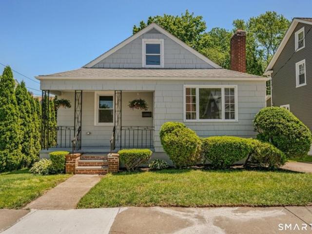 House for sale in New London, Connecticut