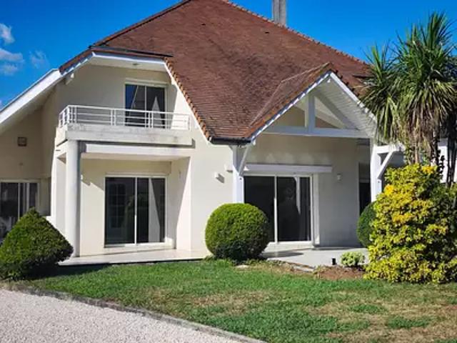 Maison vente à Lotissement Domaine du Pourtalet, Lée
