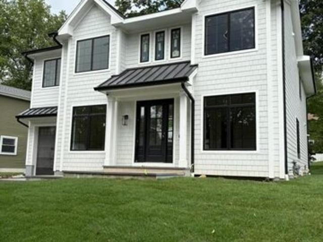 House for sale in River Edge