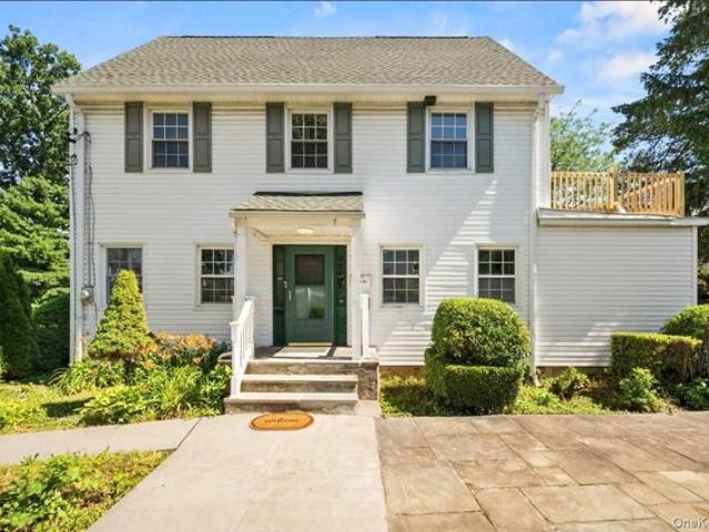 House for sale in Glenwood, New York